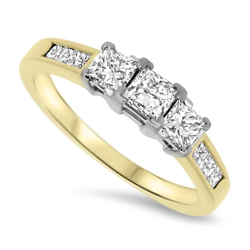 Heart - Shaped Women's Diamond Rings in Rose Gold for a Romantic and Symbolic Gift0.82ct Diamond Trilogy Style Ring with Princess Cut Diamonds in 18k Yellow Gold