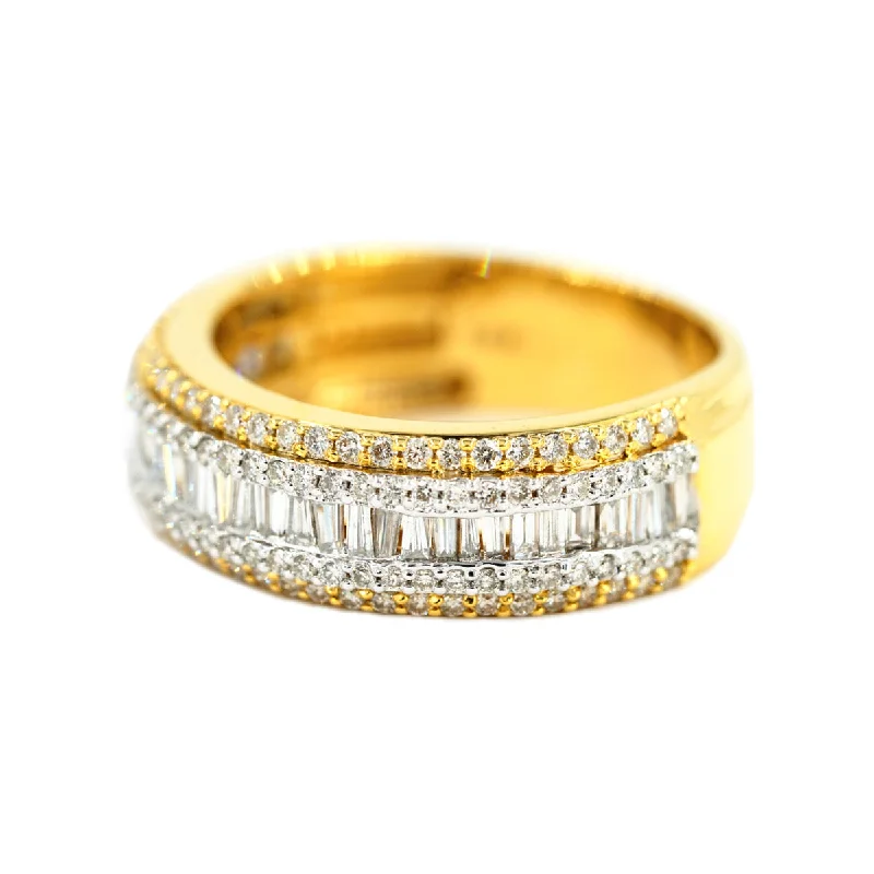 Pear - Shaped Women's Diamond Rings in Yellow Gold with a Single - Diamond Pendant Look14K 1.55-1.75 CTW BAGUETTE and ROUND DIAMOND MENS BAND