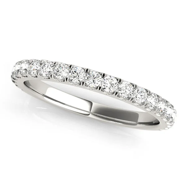 Tennis - Style Women's Diamond Rings with a Continuous Row of Diamonds for a Classic and Versatile LookZara Women's Diamond Wedding Ring