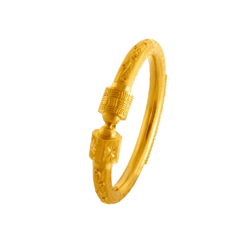 Cluster - Style Women's Diamond Rings with Multiple Small Diamonds Arranged in a Stunning Pattern22KT Yellow Gold Bangle For Women