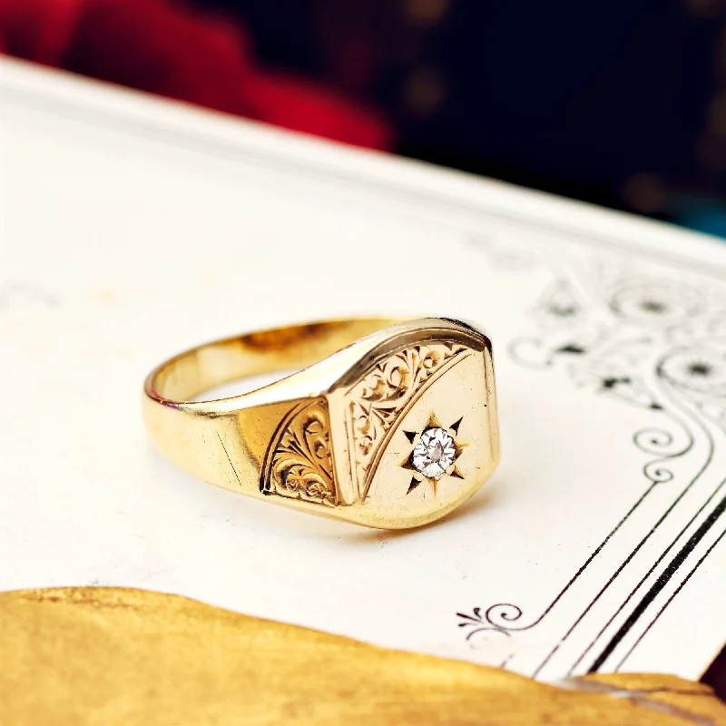 Floral - Patterned Women's Rings in 18K Yellow Gold for a Feminine LookVintage Art Deco Styled Diamond Spark Signet Ring