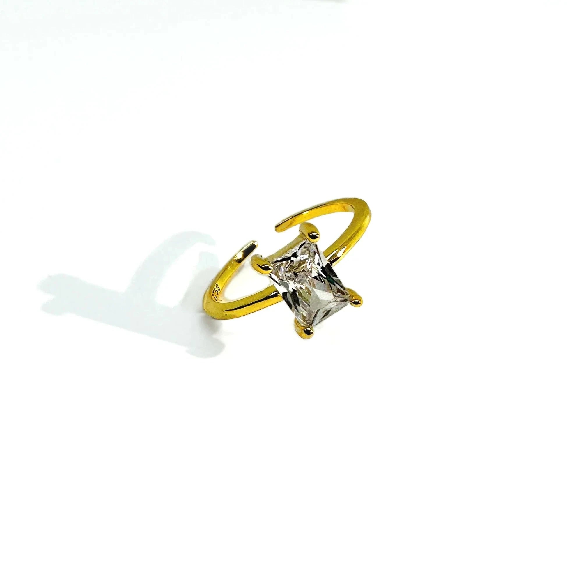 Pearl - Adorned Fashion Rings in Gold - Tone Alloy for a Sophisticated LookLove Local Evelin Ring