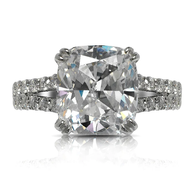 Halo - Style Women's Diamond Rings with a Center Diamond Surrounded by Smaller Diamonds in 18K GoldROXAN 8 CARAT CUSHION CUT F COLOR INTERNALLY FLAWLESS CLARITY DIAMOND ENGAGEMENT RING 18K WHITE GOLD GIA CERTIFIED 7 CT F IF BY MIKE NEKTA