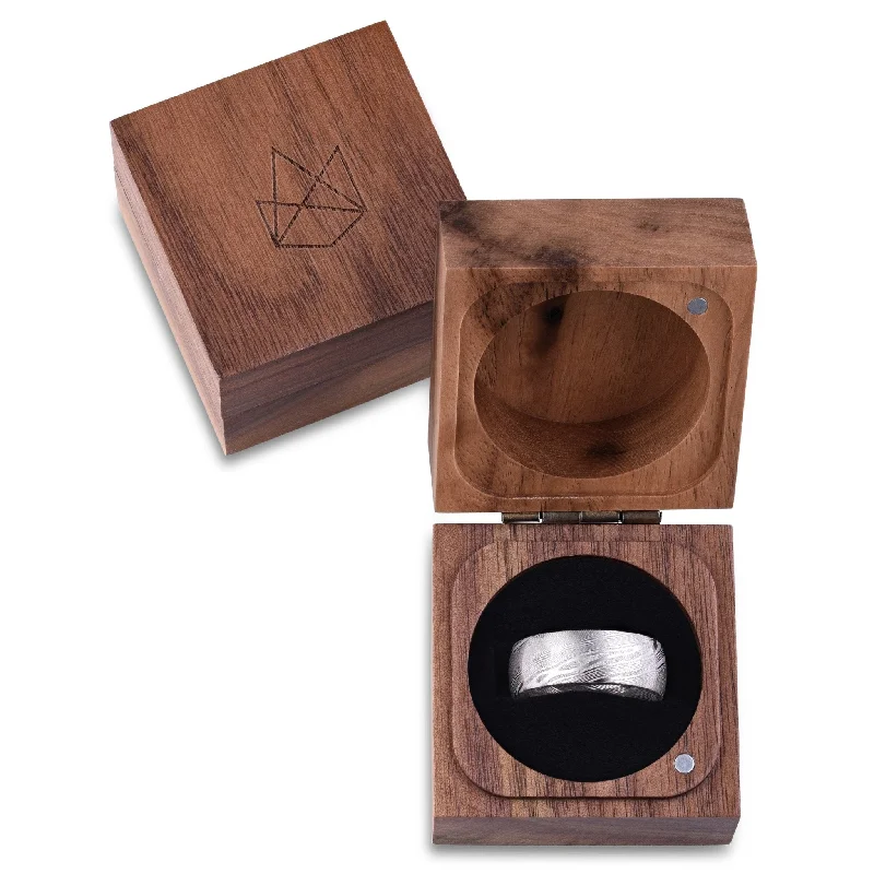 Magnetic Clasp Women's Rings for Easy Wearing and RemovalLuxury Wood Ring Box