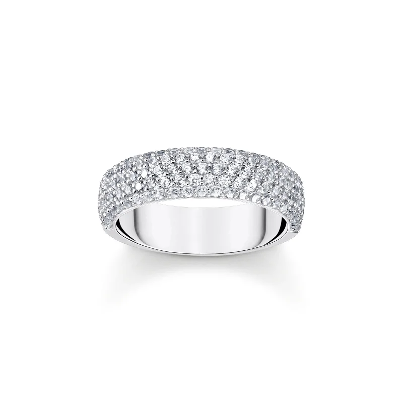 Minimalist Fashion Rings in Stainless Steel with a Single Solitaire CrystalEssentials Sterling Silver Sparkling White Zirconia Band Ring TR2460-051-14