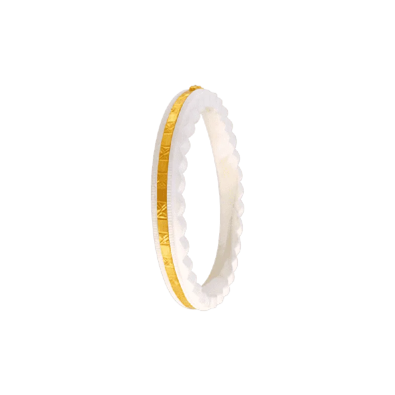 Cluster - Style Women's Diamond Rings with Multiple Small Diamonds Arranged in a Stunning Pattern22KT Yellow Gold Sankha Bangle For Women