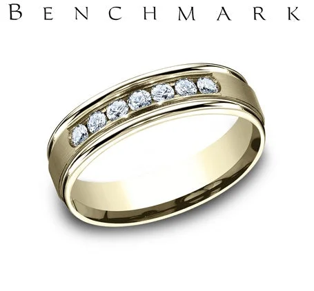 Round - cut diamond engagement ring with a twisted band design in 14K white goldRECF516516