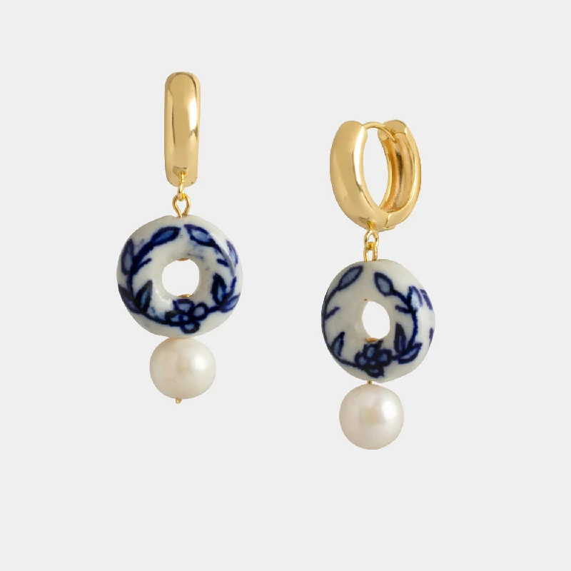 Geometric - shaped drop earrings with a contemporary designGracie Donut EARRINGS