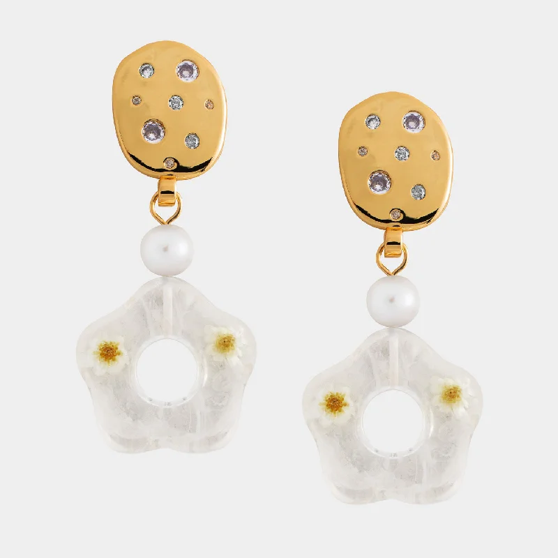 Cubic zirconia drop earrings as an affordable alternativeAddyson Dried Floral Pearl Earrings