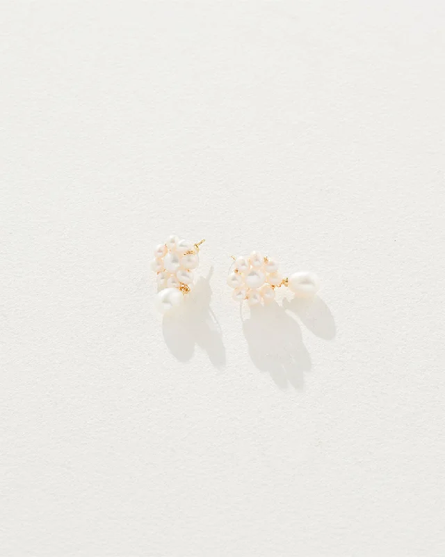 Leaf - shaped drop earrings for a nature - inspired aestheticMonza Earrings