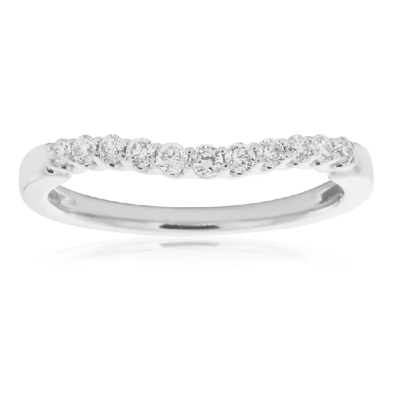 18K White Gold Classic Round - Cut Diamond Wedding Bands for a Timeless and Elegant Look9ct White Gold Ring With 0.25 Carats Of Diamonds