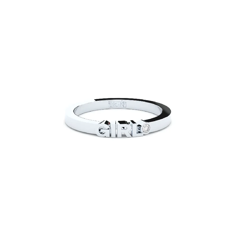 Opal Gemstone Rings in Rose Gold with a Milgrain Edge for a Feminine and Romantic StyleBecoming Girl 14K or 18K Whitegold Ring w. Lab-Grown Diamond