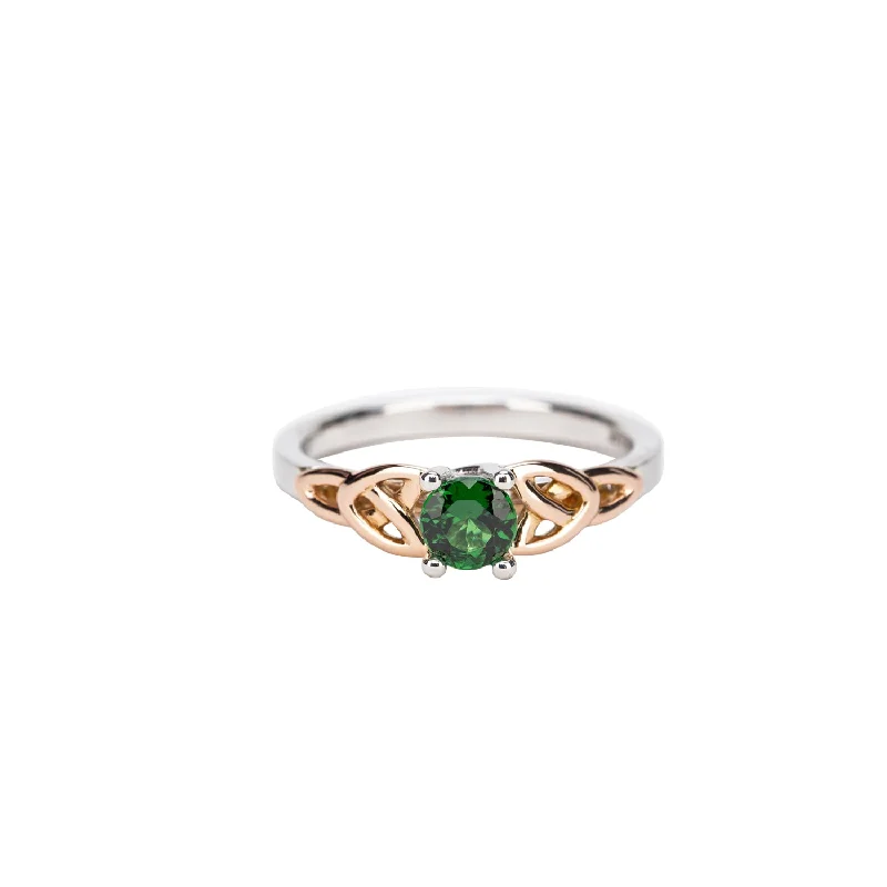 Art Deco - Inspired Wedding Bands with Geometric Patterns in Platinum for a Retro and Glamorous StyleGold and 0.5 Carat AAAA Tsavorite Celtic Trinity Ring - Custom Order