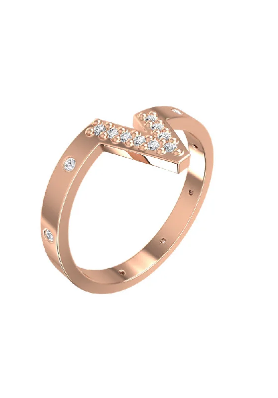 Opal Gemstone Rings in Rose Gold with a Milgrain Edge for a Feminine and Romantic StyleV Pave 18K Rosegold Ring w. Lab-Grown Diamonds