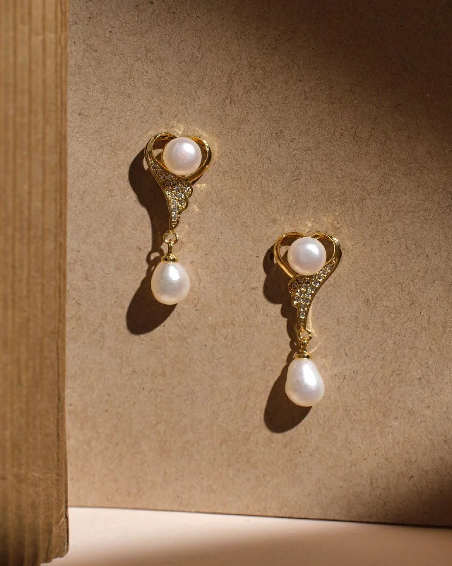 Adjustable - Back Crystal Stud Earrings in Clear for a Sparkling and Versatile PieceA Spiral Mystery Pearl Earring