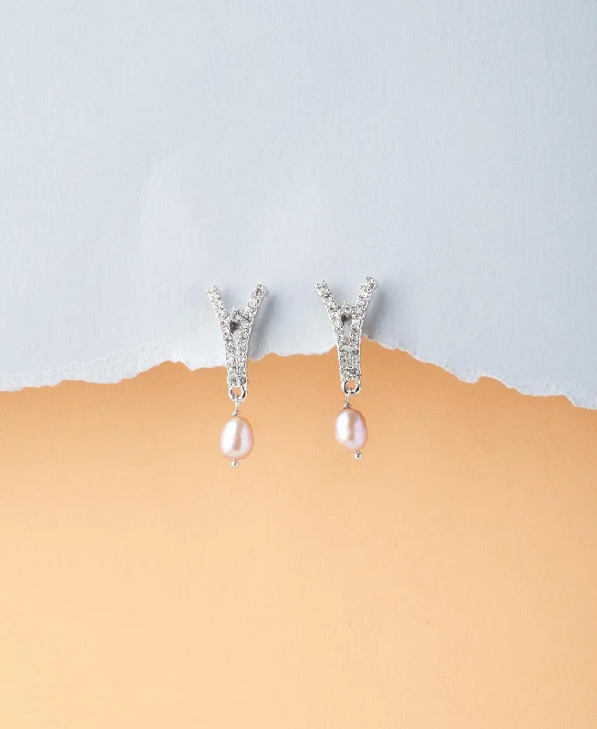 Adjustable - Back Crystal Stud Earrings in Clear for a Sparkling and Versatile PieceClassy White Hang Earrings