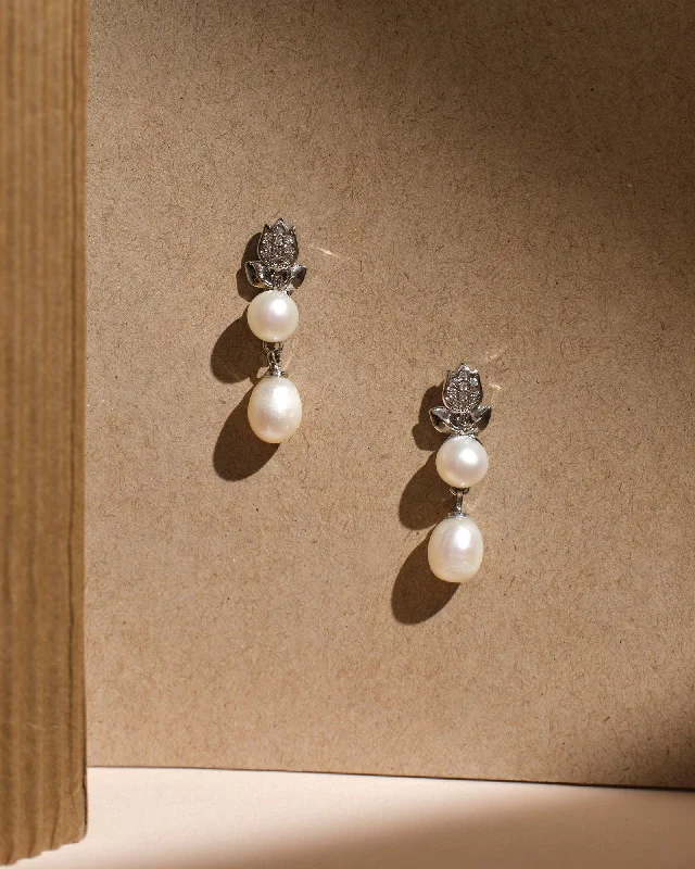 Vintage - Inspired Filigree - Worked Stud Earrings in Gold - Tone for an Antique AestheticCute Blossom Pearl Earrings